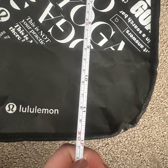 Lululemon - black small tote - Picture 3 of 8